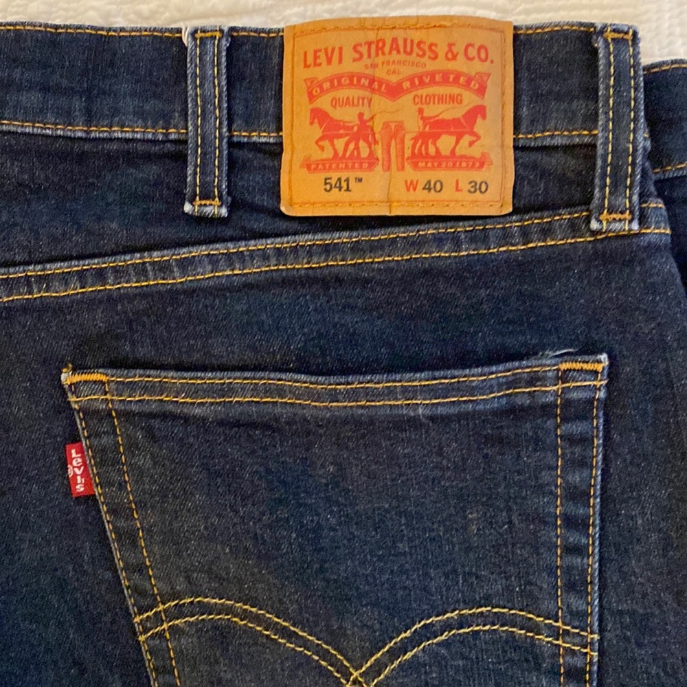 Men’s 40”x30” Levi’s 541 Jeans